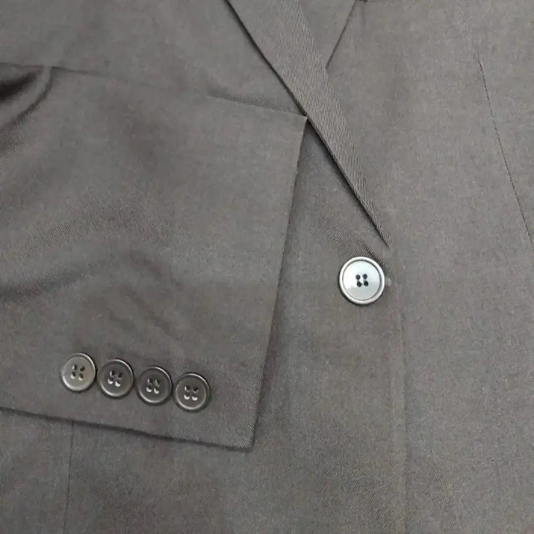 Terno Preto com Interior Vermelho Premium